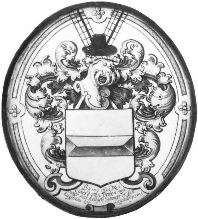 HERALDIC ROUNDEL, SHIELD WITH CREST AND MANTLING